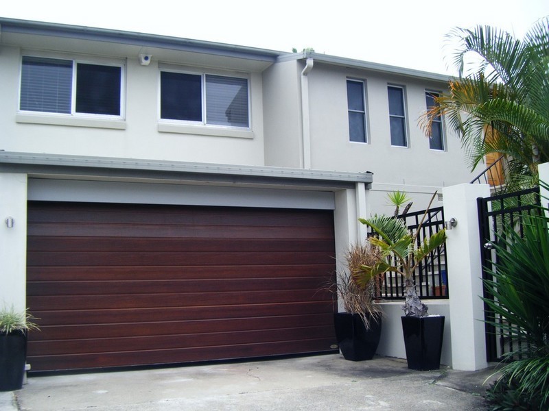 2/14 Thelma Avenue, Biggera Waters QLD 4216