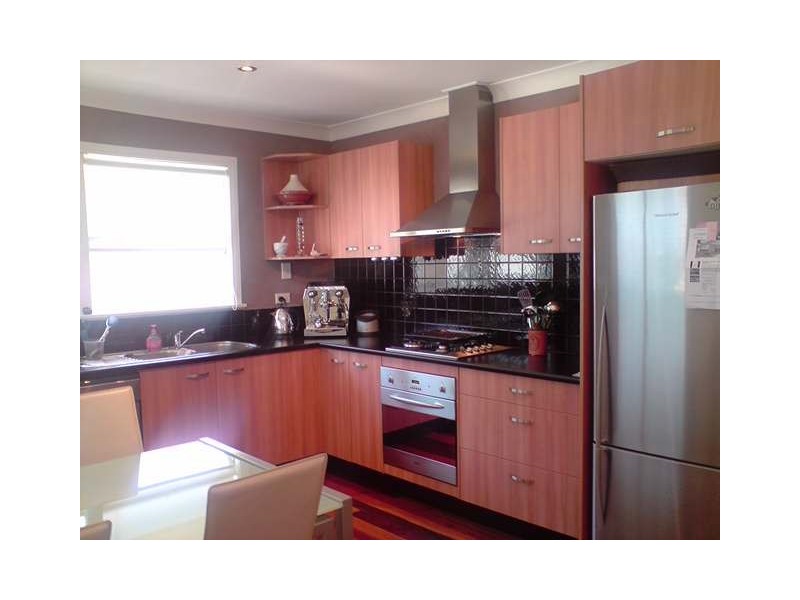 2/14 Thelma Avenue, Biggera Waters QLD 4216