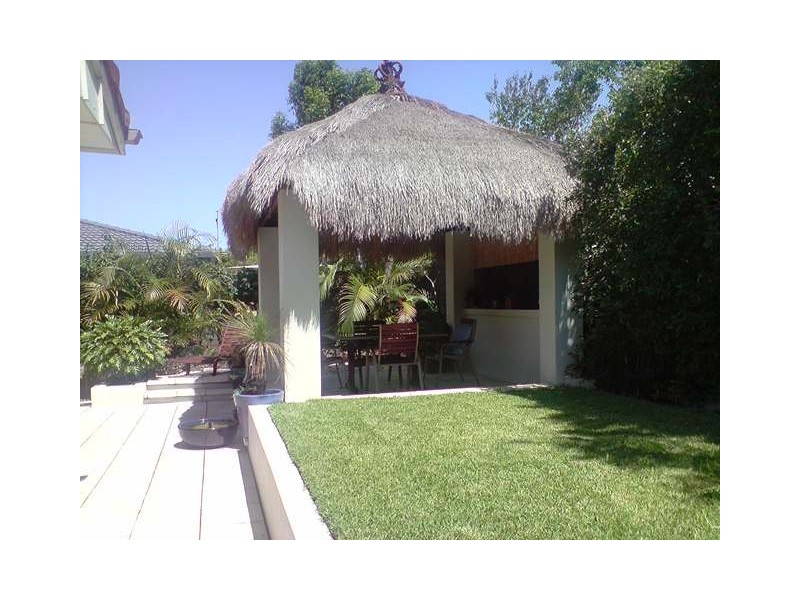 2/14 Thelma Avenue, Biggera Waters QLD 4216