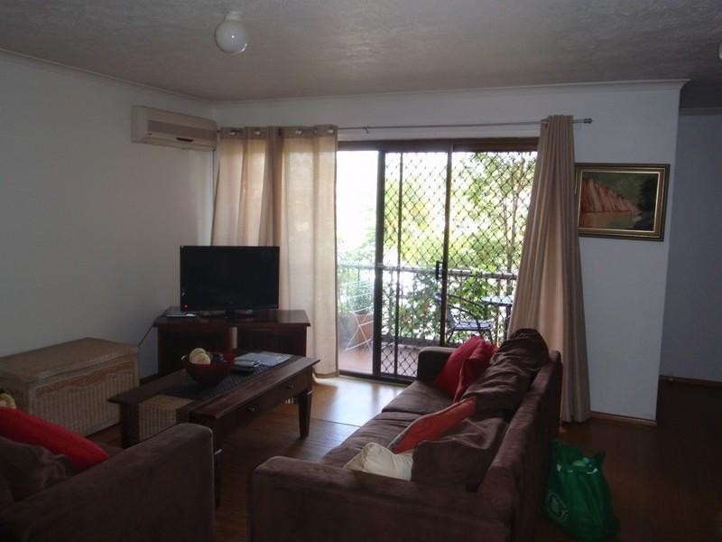 4/179 Muir Street, Labrador QLD 4215