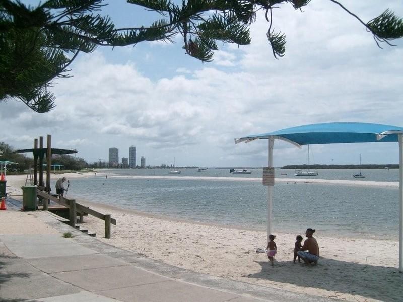 407/360 Marine Parade, Labrador QLD 4215