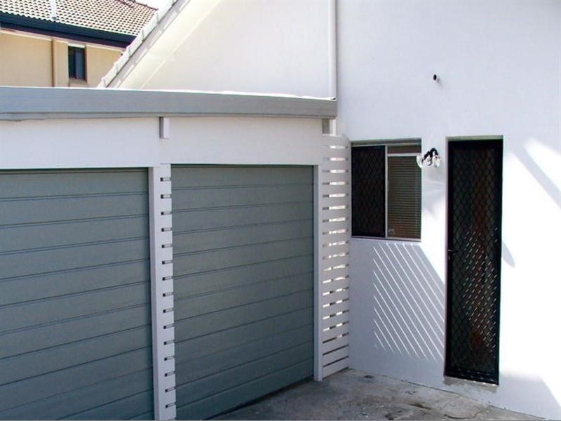 Biggera Waters QLD 4216