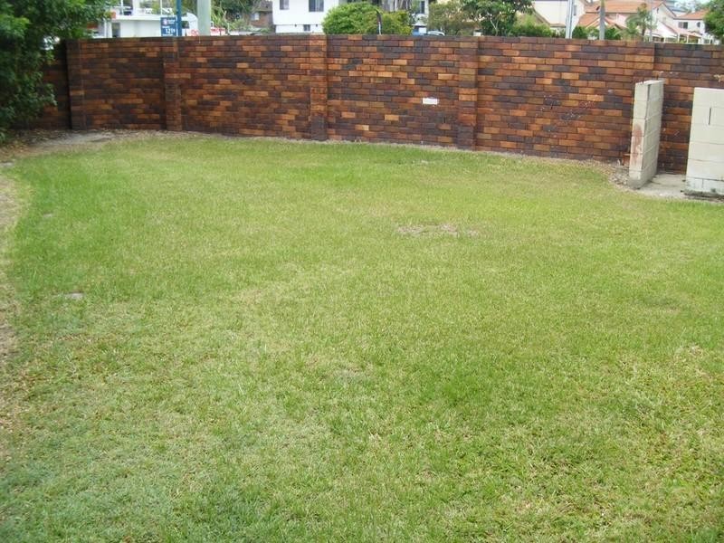 216 Bayview Street, Runaway Bay QLD 4216