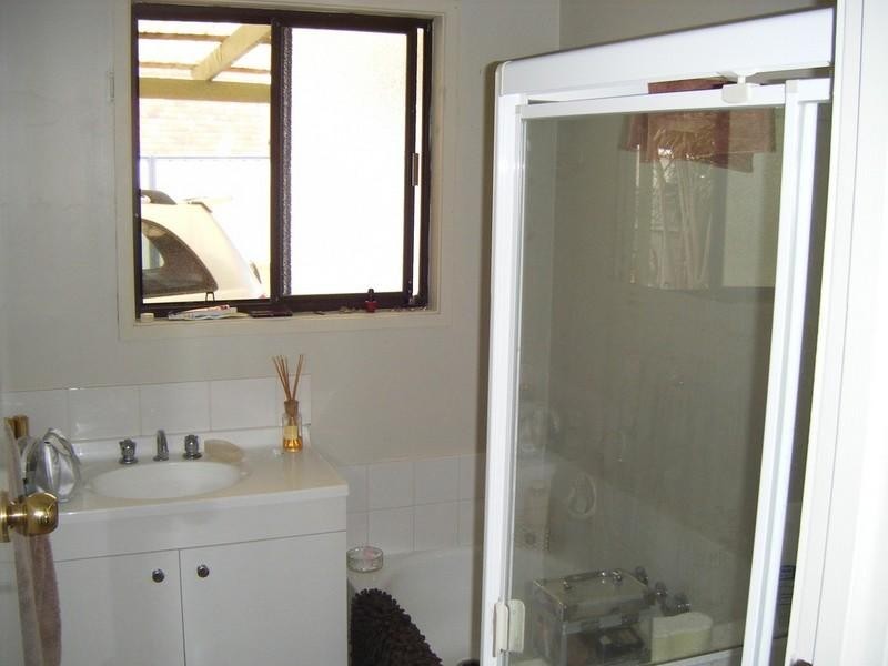 216 Bayview Street, Runaway Bay QLD 4216