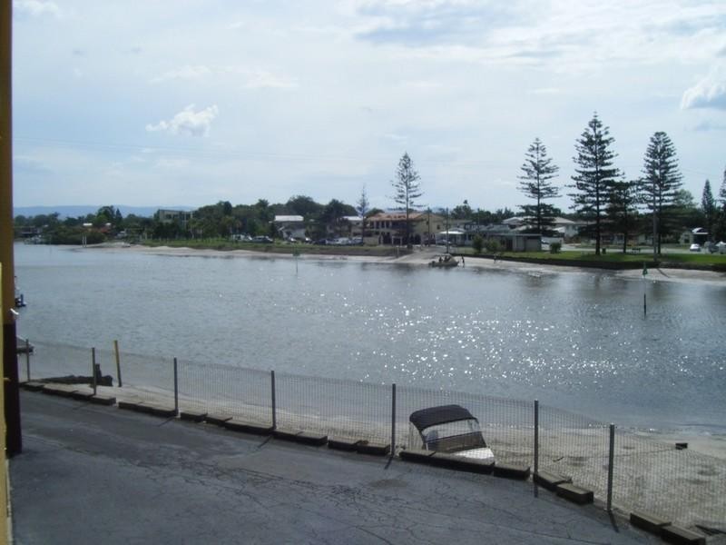Biggera Waters QLD 4216