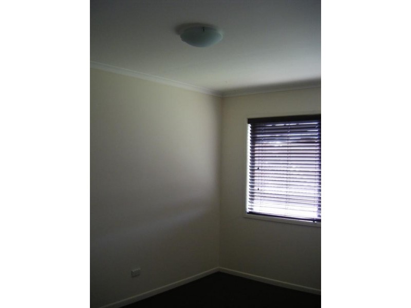 4/10 Tuesley Easement, Southport QLD 4215