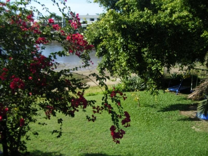 4/10 Tuesley Easement, Southport QLD 4215