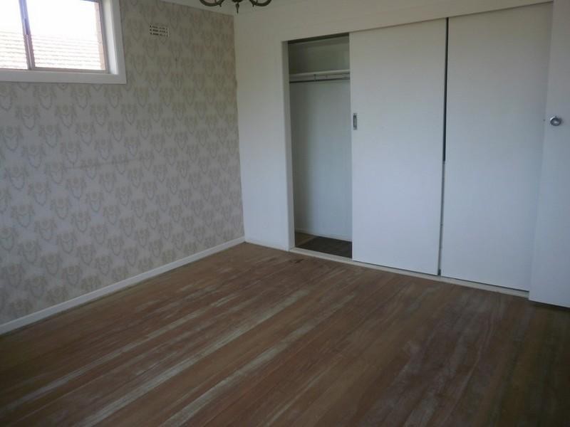 4 Penrock Parade, Labrador QLD 4215