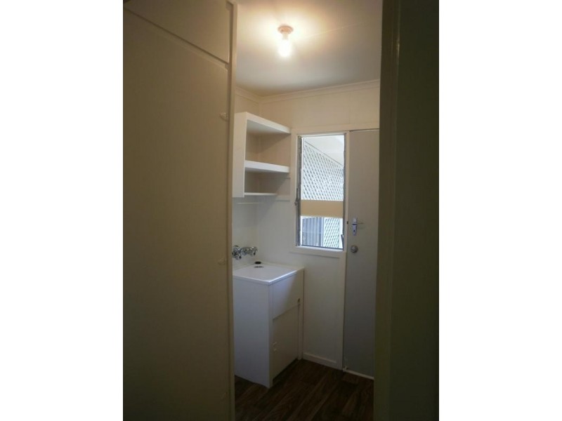 1/1 Coral Avenue, Labrador QLD 4215