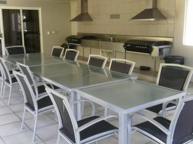 406/33 Clark Street, Biggera Waters QLD 4216