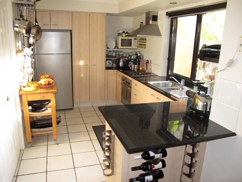 4/14 Terrigal Crescent, Southport QLD 4215