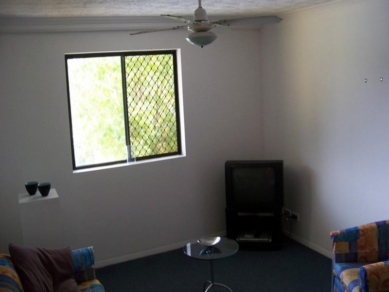 5/10 Bath Street, Labrador QLD 4215