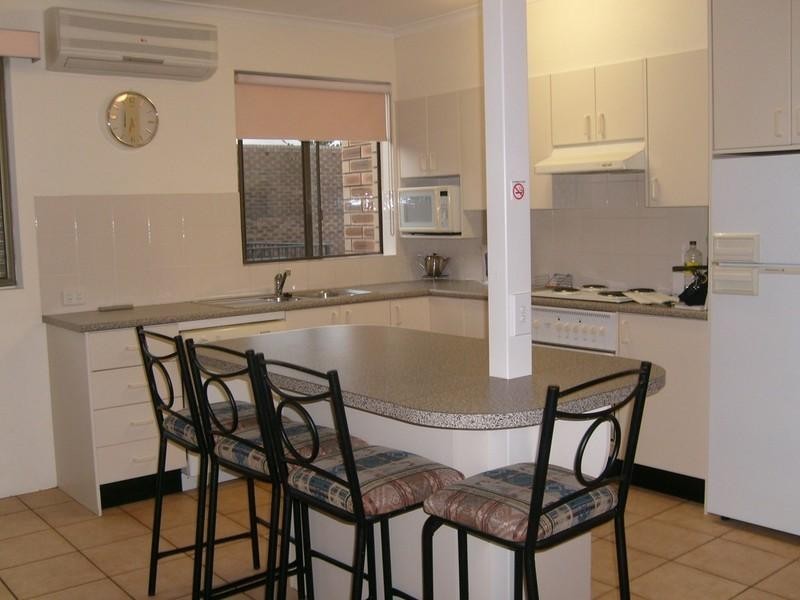 30/490 Marine Parade, Biggera Waters QLD 4216