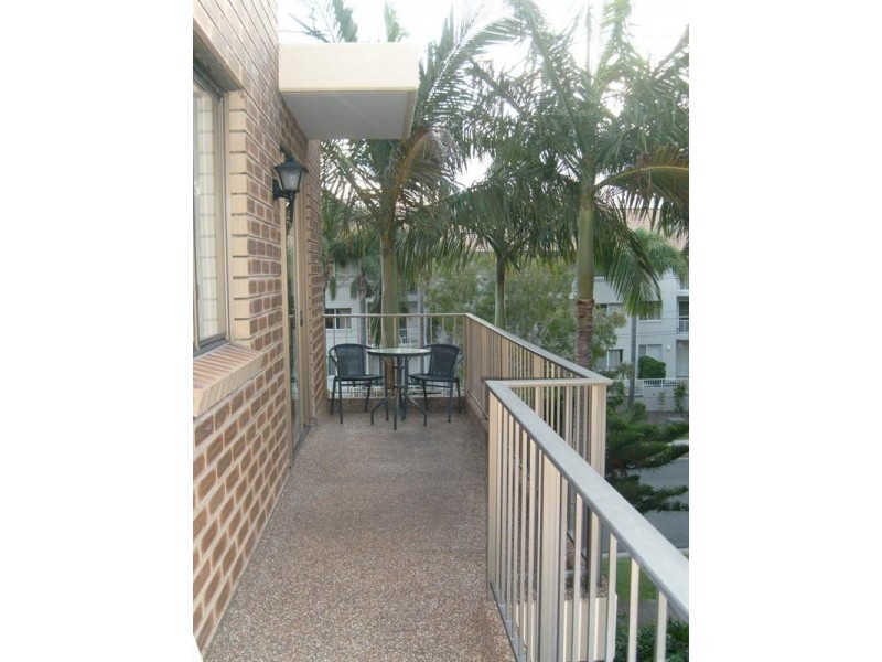 30/490 Marine Parade, Biggera Waters QLD 4216