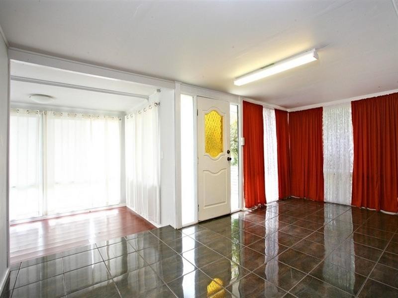 106 Central Street, Labrador QLD 4215