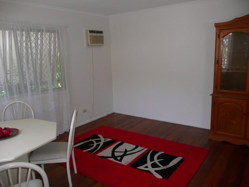 14 Walter Street, Labrador QLD 4215