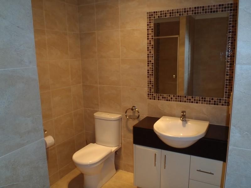 2/1 Oleander Avenue, Biggera Waters QLD 4216