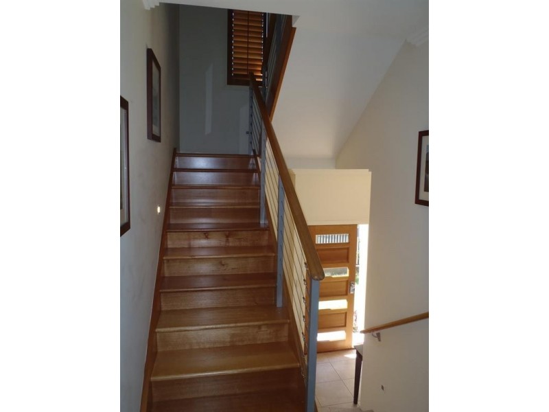 2/1 Oleander Avenue, Biggera Waters QLD 4216