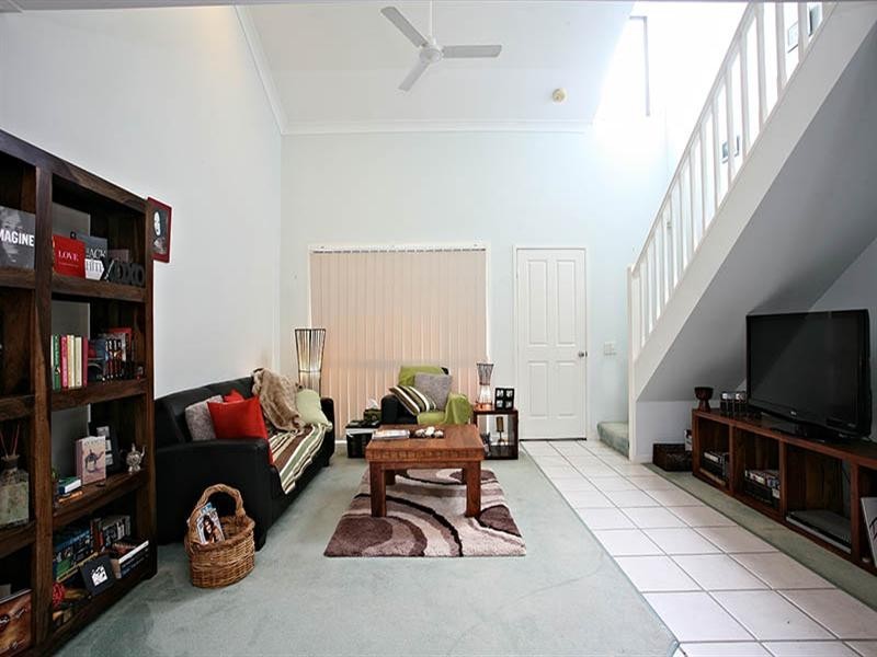 5/43 Myola Court, Coombabah QLD 4216