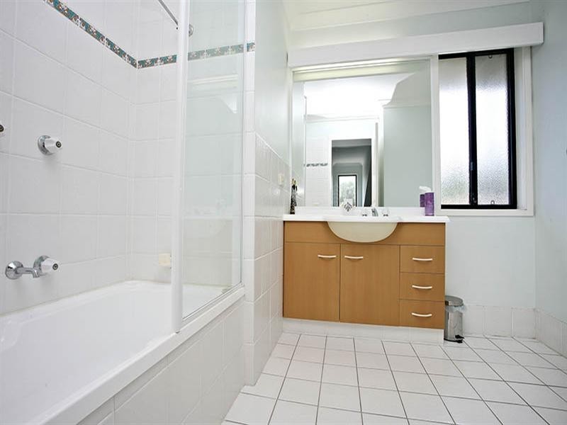 5/43 Myola Court, Coombabah QLD 4216