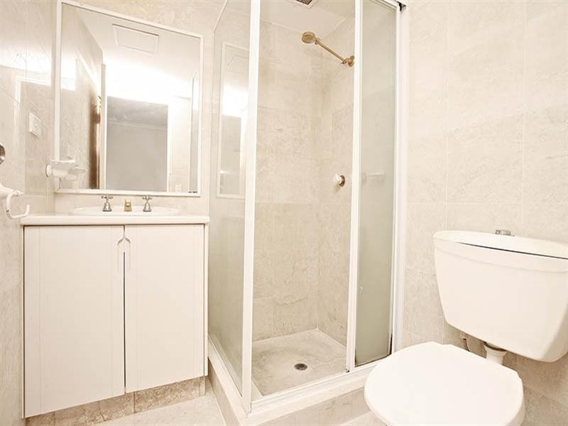 9/146 Marine Parade, Southport QLD 4215