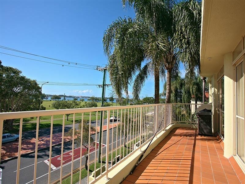 9/146 Marine Parade, Southport QLD 4215