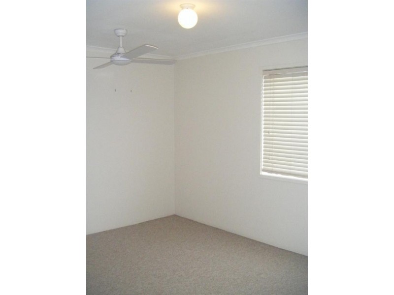 12/20 Bright Avenue, Labrador QLD 4215