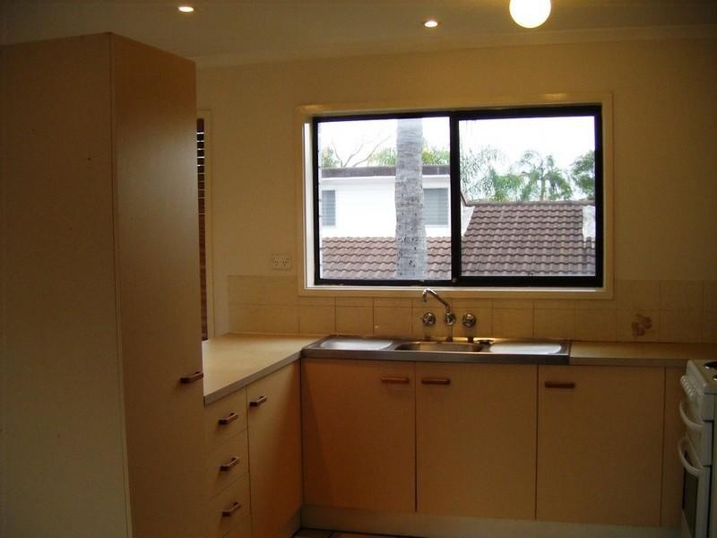 12/20 Bright Avenue, Labrador QLD 4215