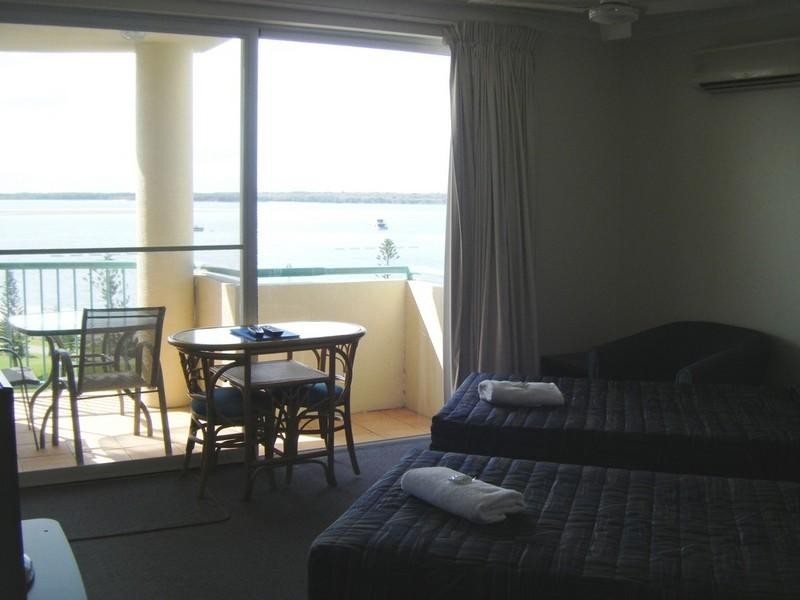 53/484 Marine Parade, Biggera Waters QLD 4216