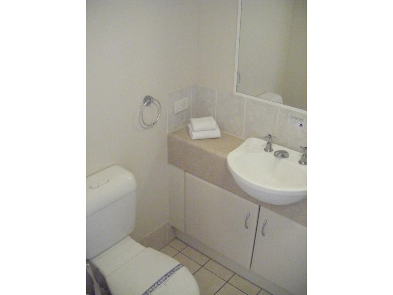 53/484 Marine Parade, Biggera Waters QLD 4216