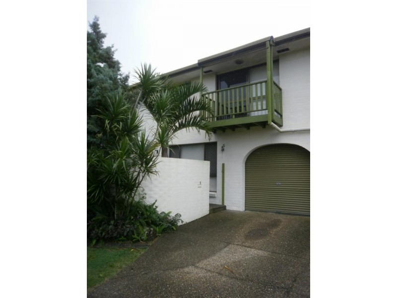 5/140 Frank Street, Labrador QLD 4215