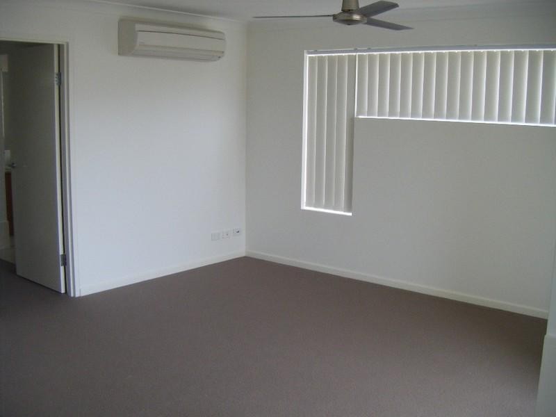 7 Phillip Street, Labrador QLD 4215