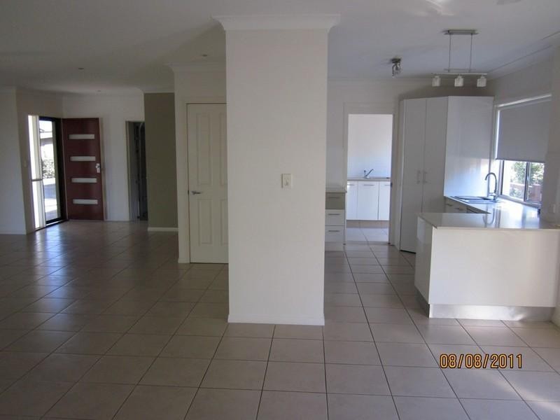 89A Turpin Road, Labrador QLD 4215