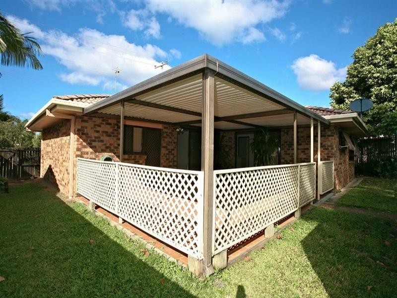 130 Olsen Avenue, Arundel QLD 4214