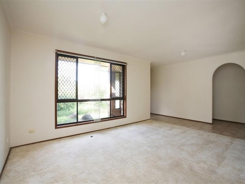 130 Olsen Avenue, Arundel QLD 4214