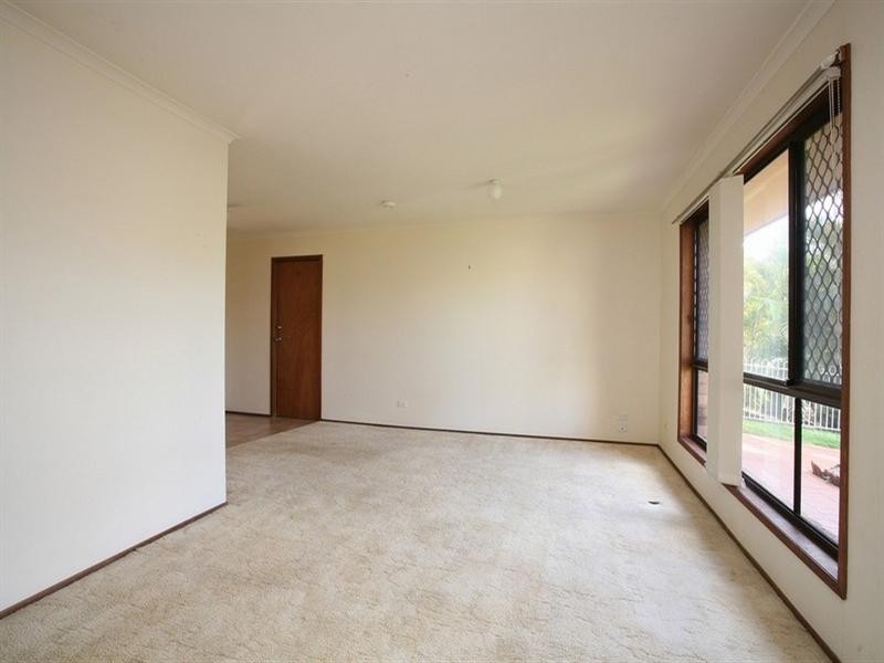 130 Olsen Avenue, Arundel QLD 4214