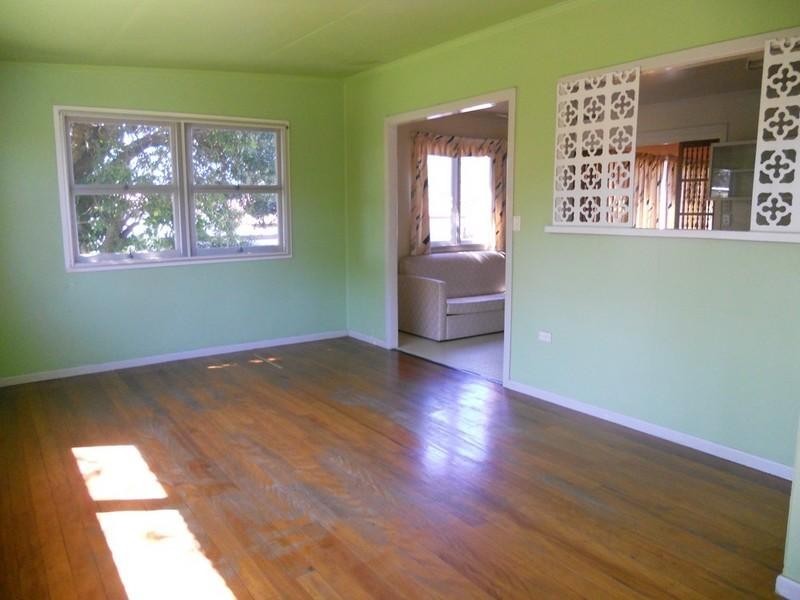 3 Saltash Street, Labrador QLD 4215