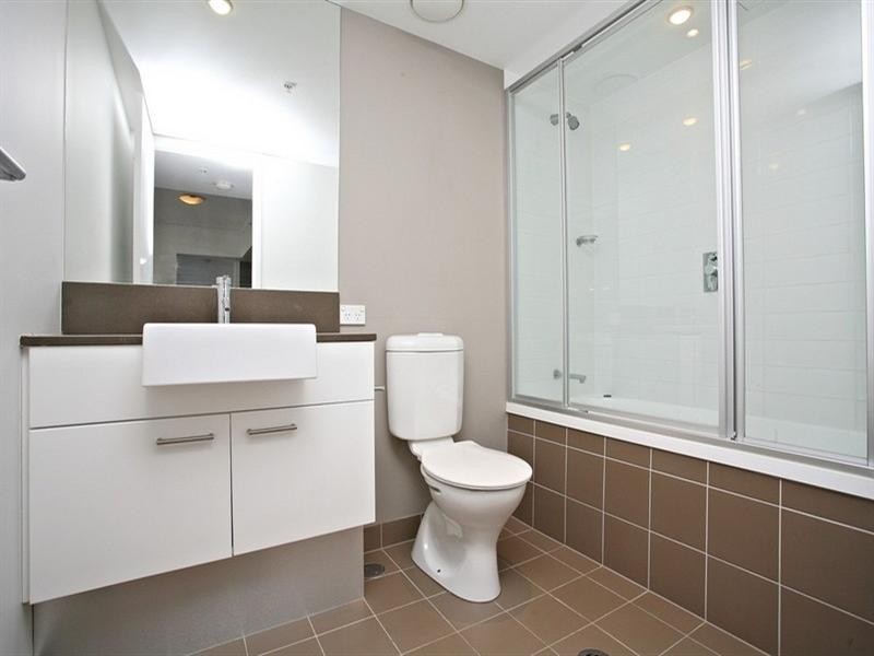1381/56 Scarborough Street, Southport QLD 4215