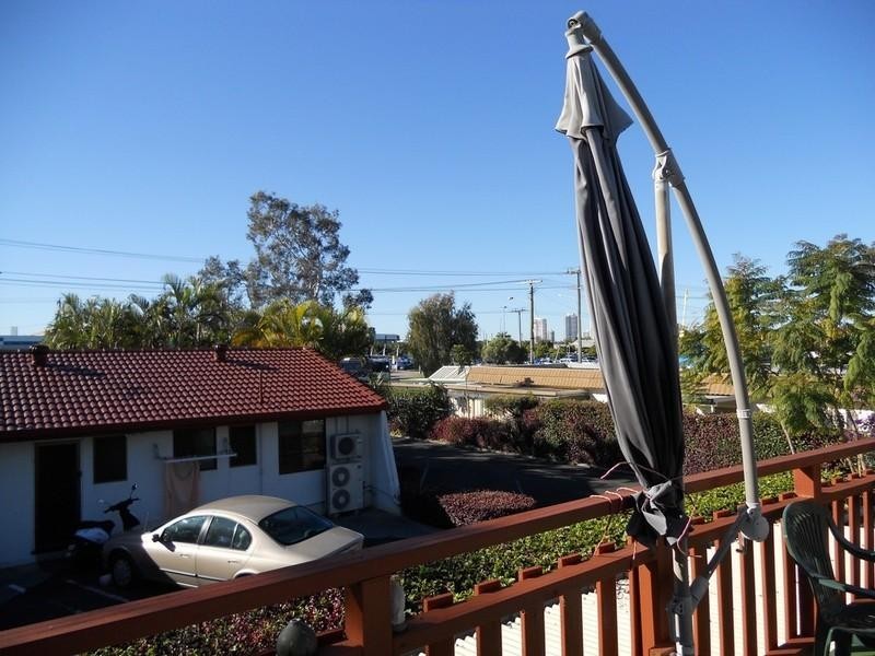 5 Hepworth Street, Arundel QLD 4214