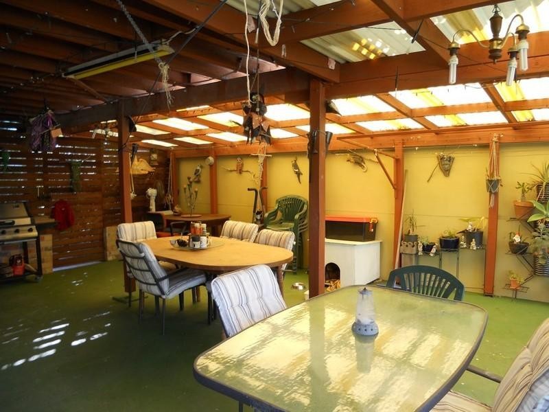 5 Hepworth Street, Arundel QLD 4214