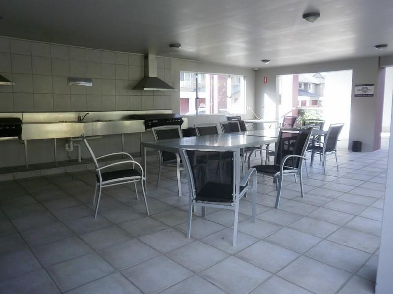 1105/33 Clark Street, Biggera Waters QLD 4216