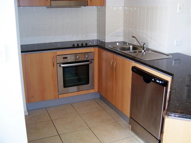 9/35 Loder Street, Biggera Waters QLD 4216