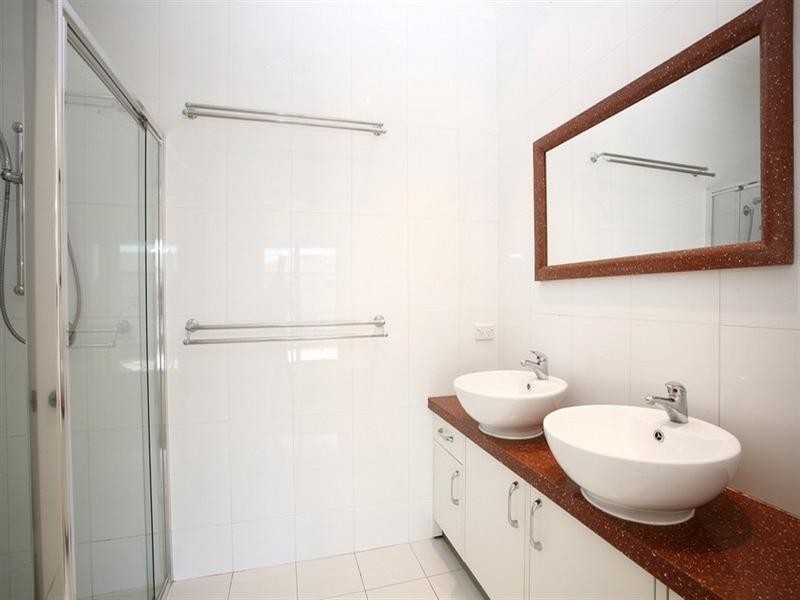 06/22 Bath Street, Labrador QLD 4215