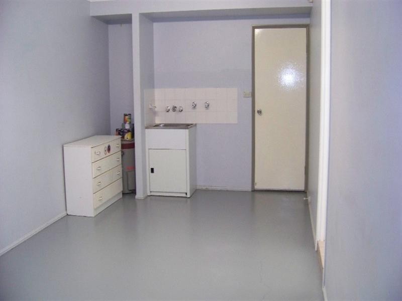 1/138 Whiting Street, Labrador QLD 4215