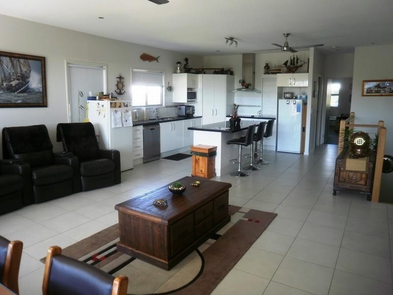 2/28 Cawthray Street, Biggera Waters QLD 4216