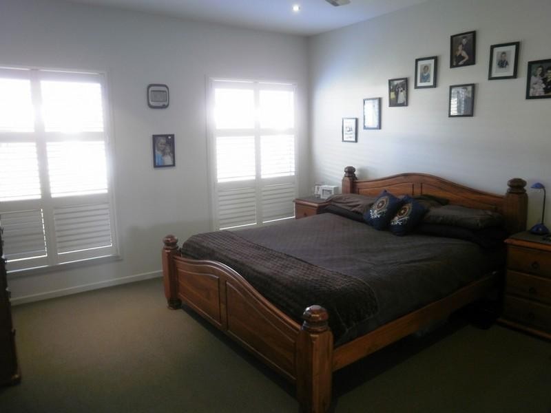 2/28 Cawthray Street, Biggera Waters QLD 4216