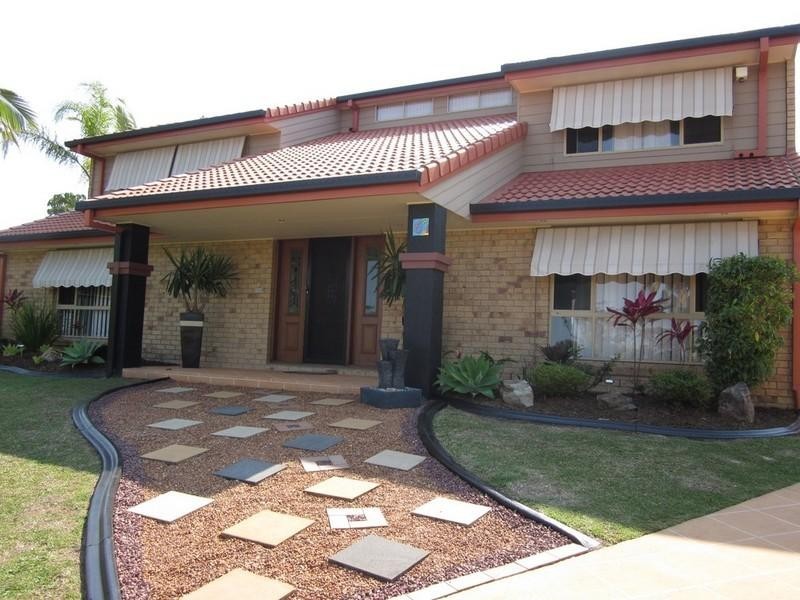 6 Lobb Court, Arundel QLD 4214