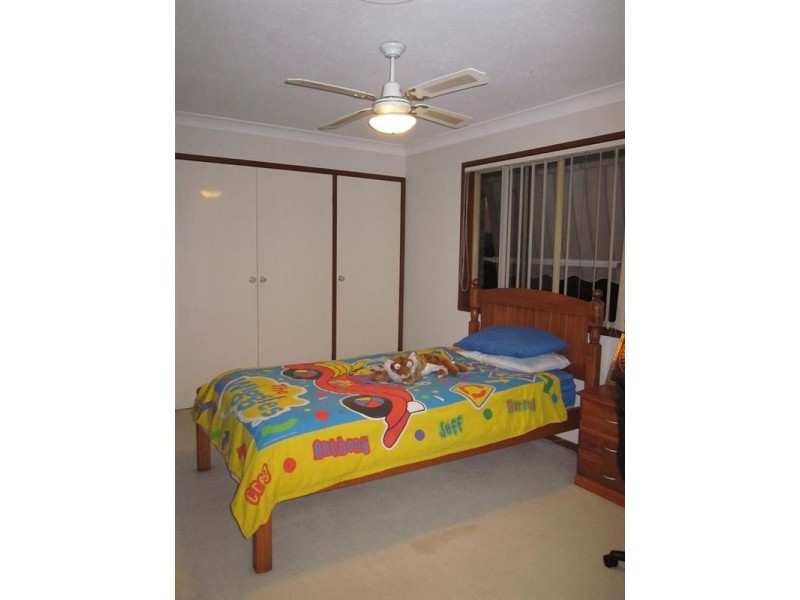 6 Lobb Court, Arundel QLD 4214