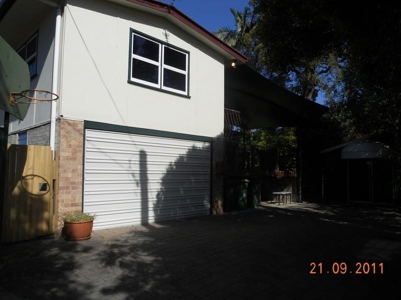 105A Wilson Street, Labrador QLD 4215