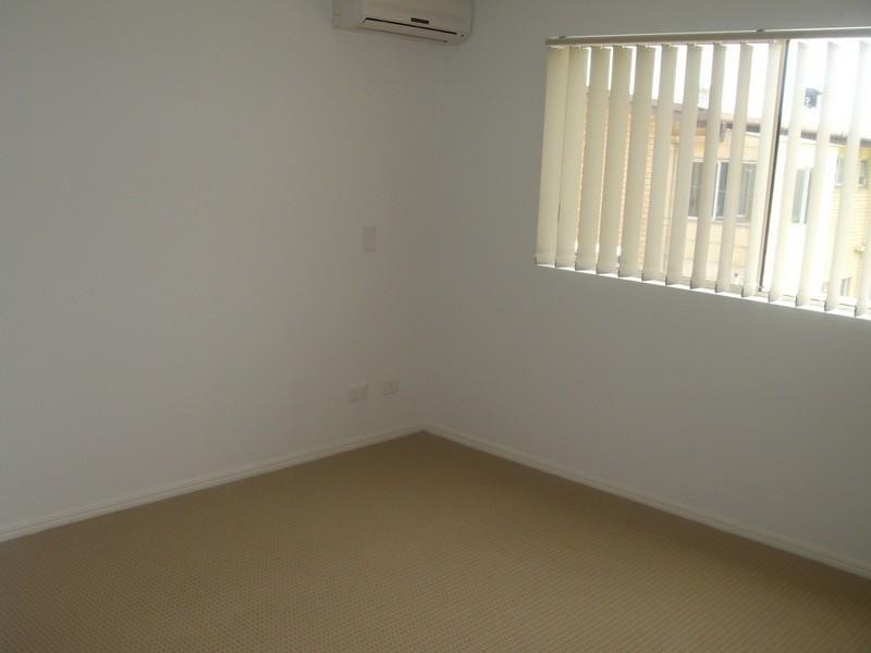 5/131 Muir Street, Labrador QLD 4215